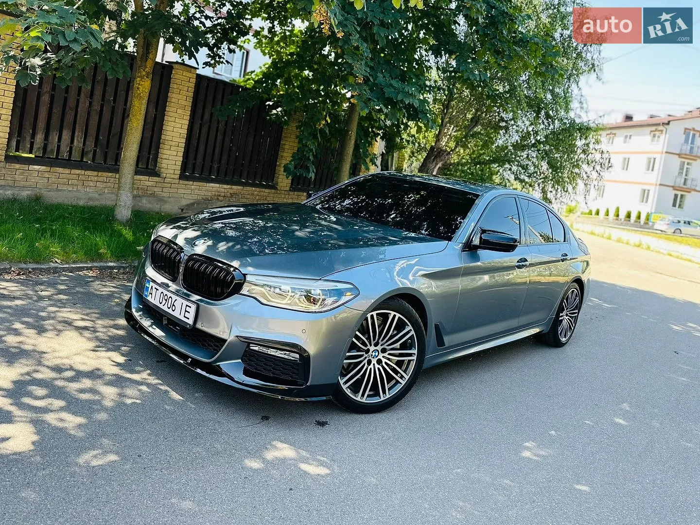 2017 BMW 5er - мініатюра 2