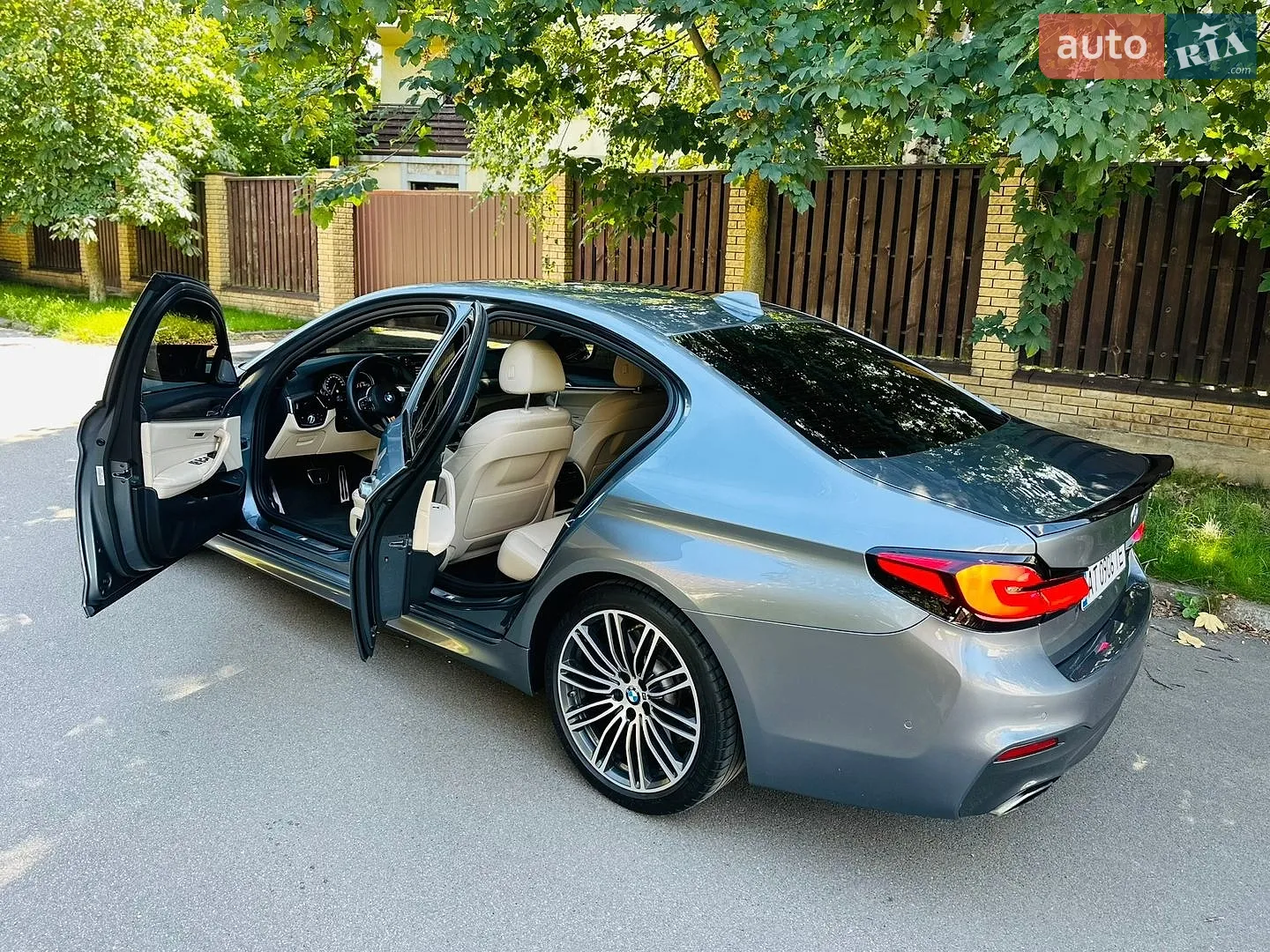 2017 BMW 5er - мініатюра 16