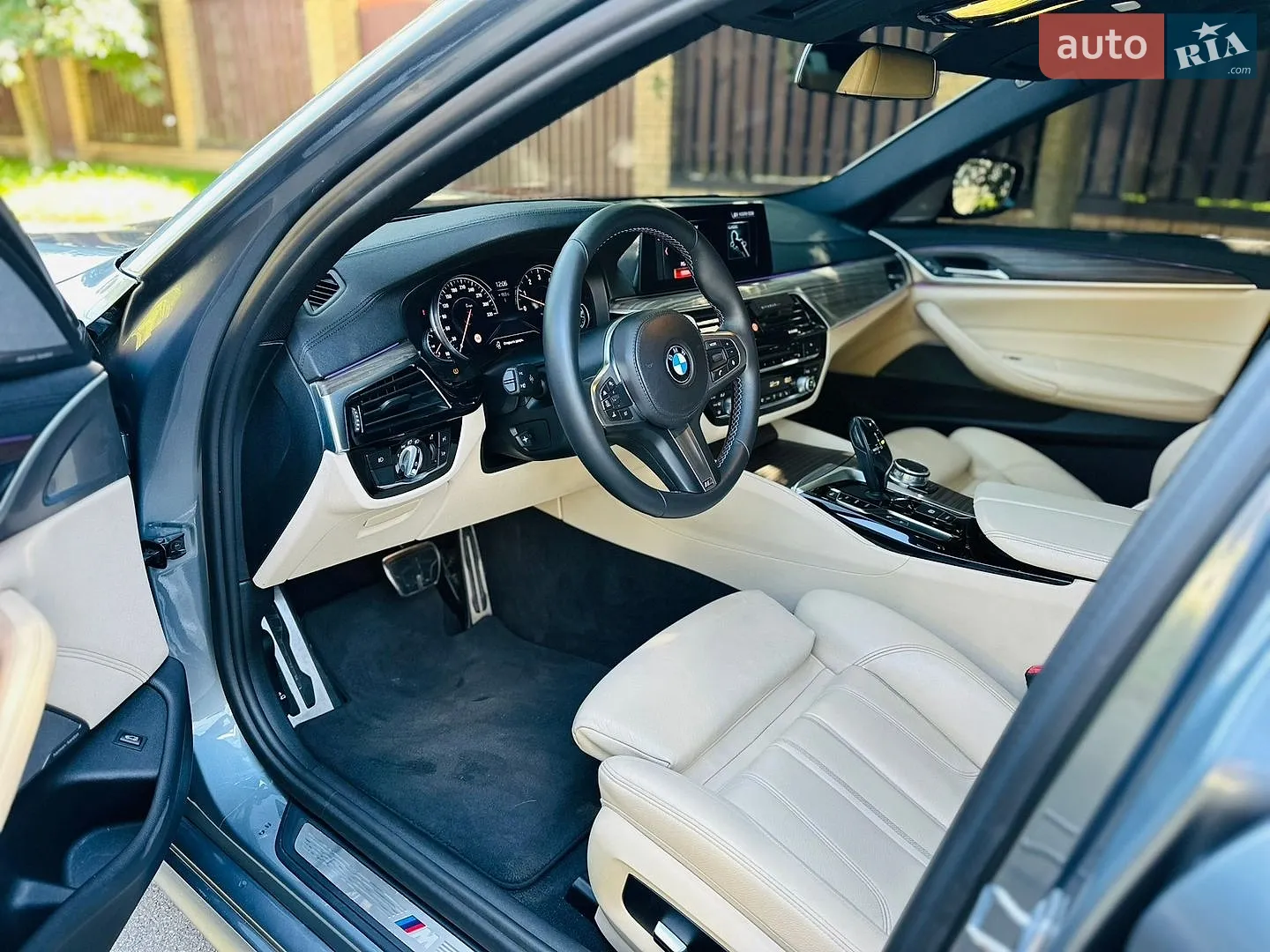 2017 BMW 5er - мініатюра 17