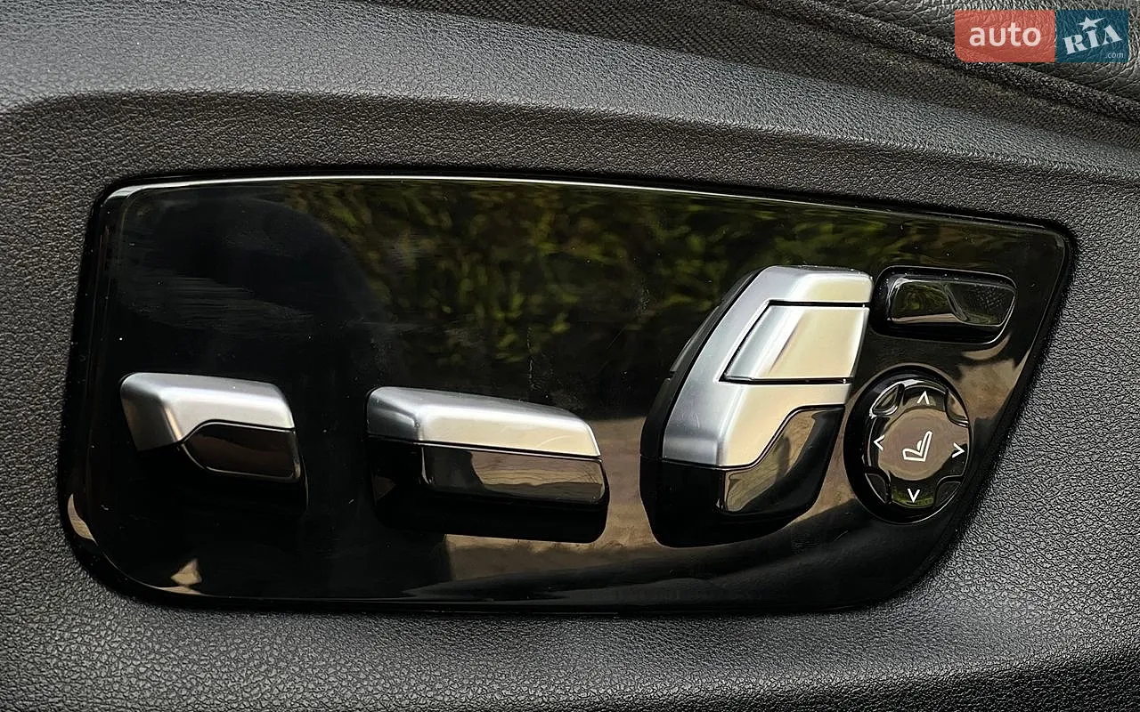 2019 BMW 5er - мініатюра 23