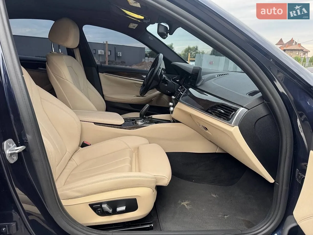 2017 BMW 5er - мініатюра 12