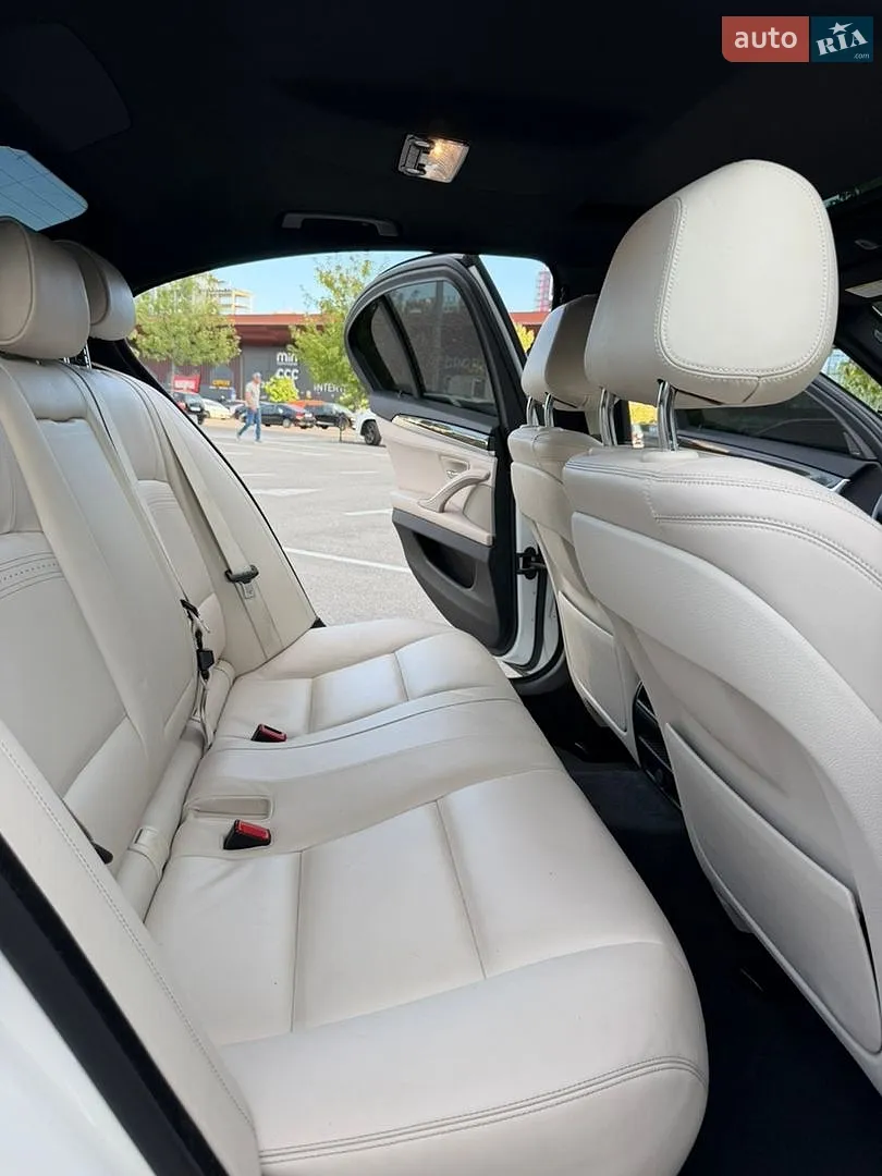 2014 BMW 5er - мініатюра 26