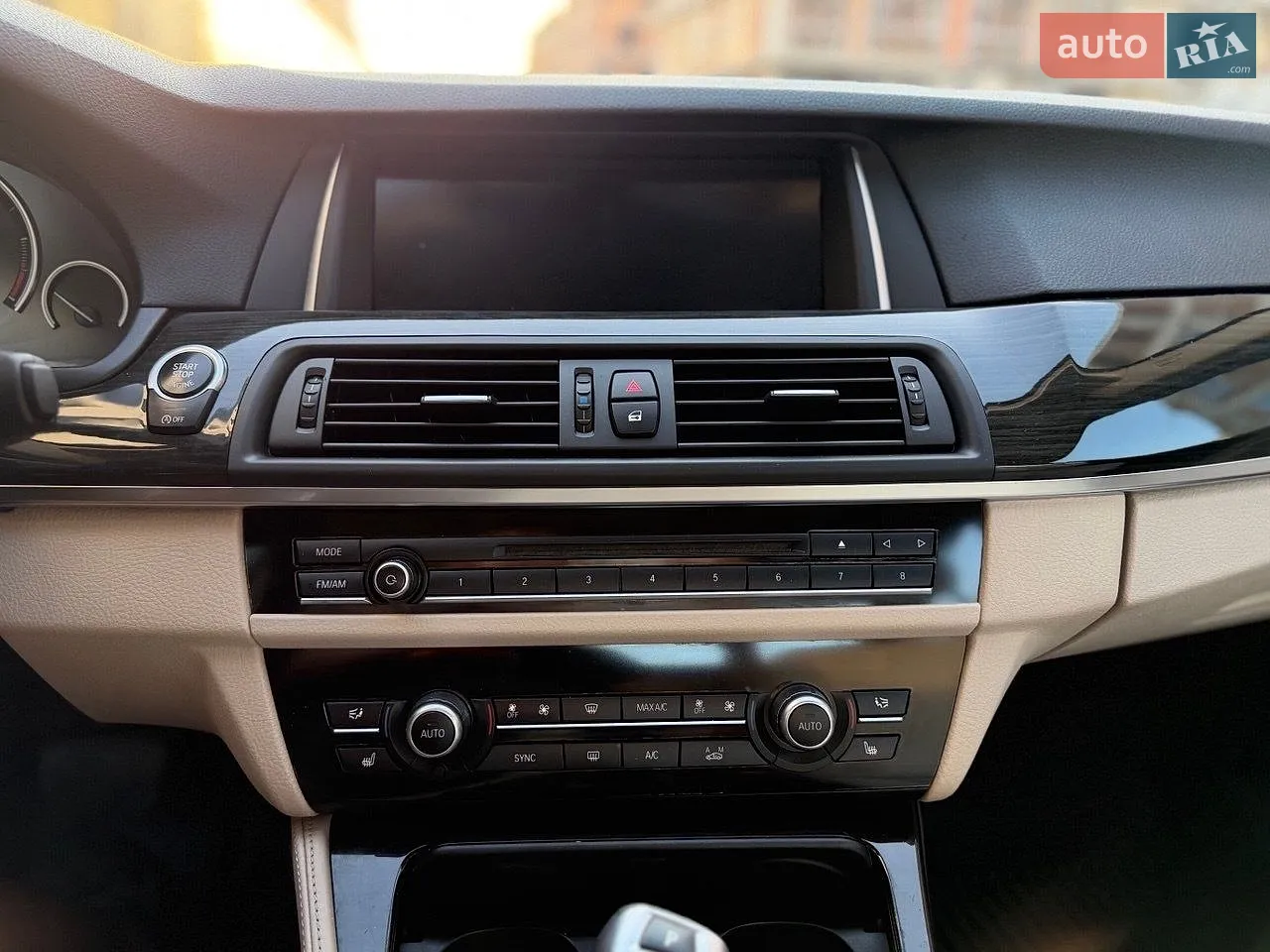 2014 BMW 5er - мініатюра 16