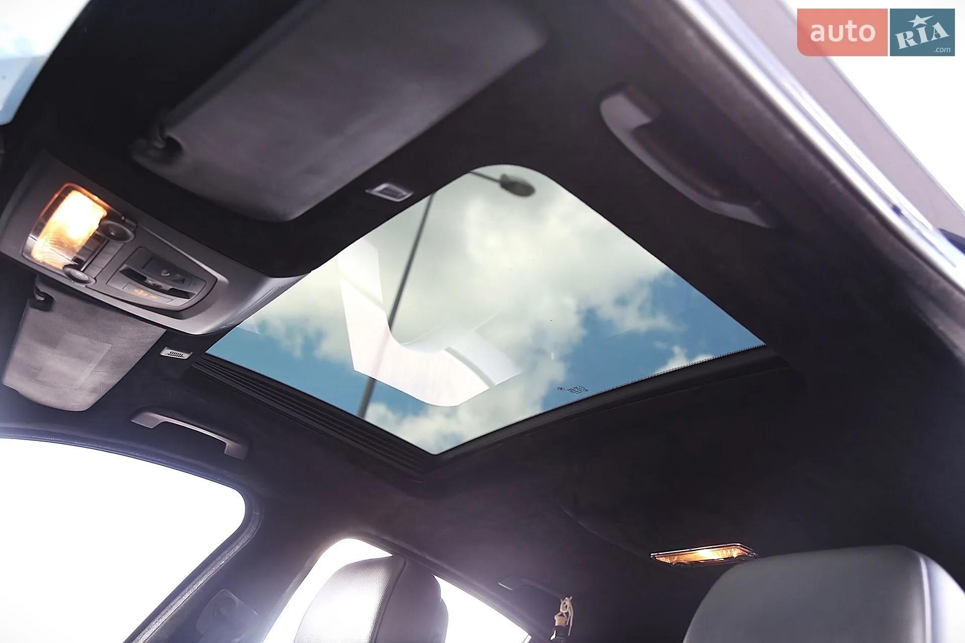 2012 BMW 5er - мініатюра 29