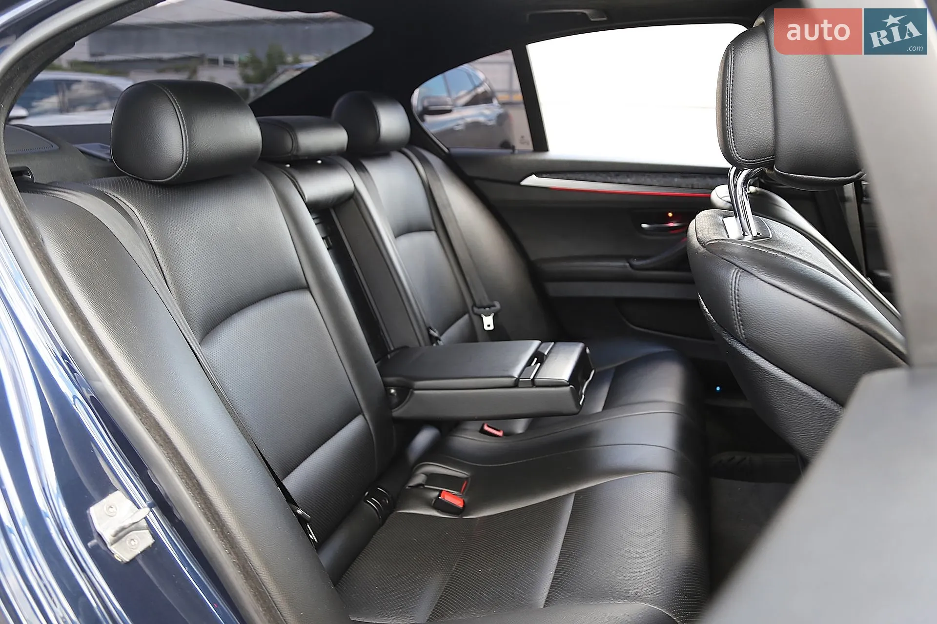 2012 BMW 5er - мініатюра 11
