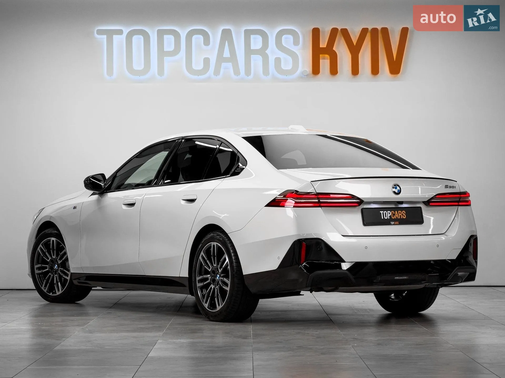 2024 BMW 5er - мініатюра 5