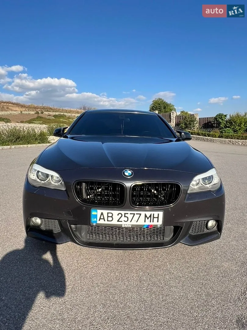 2012 BMW 5er - мініатюра 2