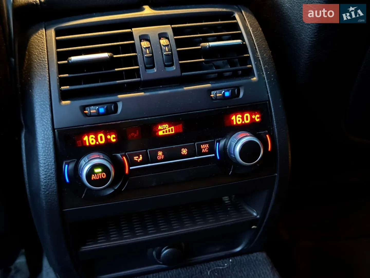 2012 BMW 5er - мініатюра 14