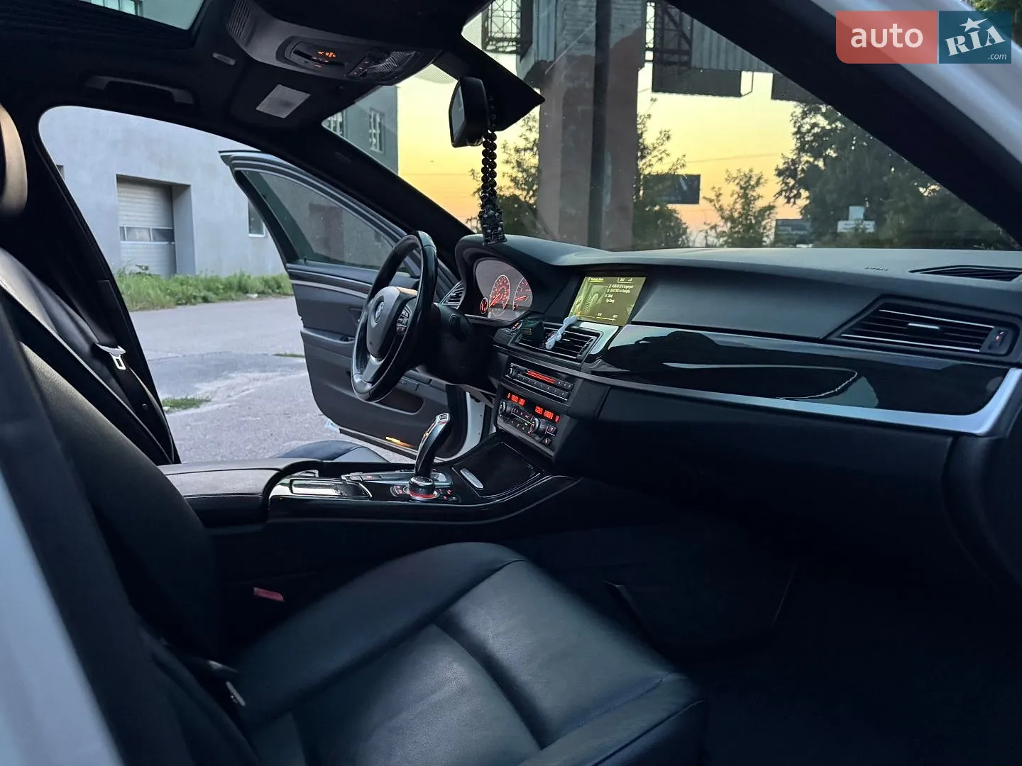 2012 BMW 5er - мініатюра 17