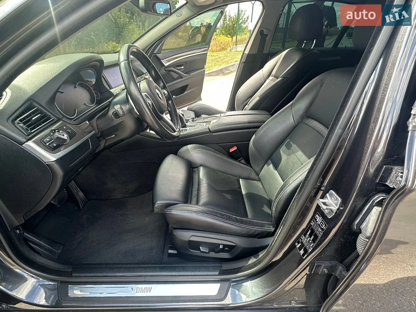 2013 BMW 5er - мініатюра 9