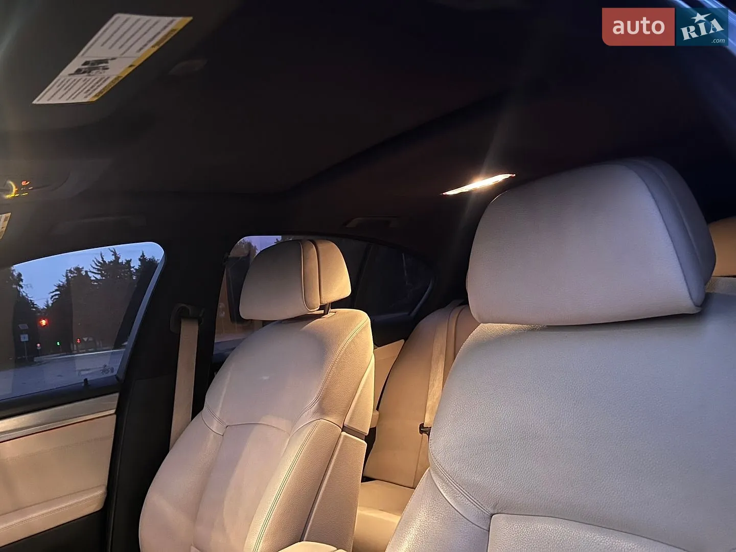 2010 BMW 5er - мініатюра 19