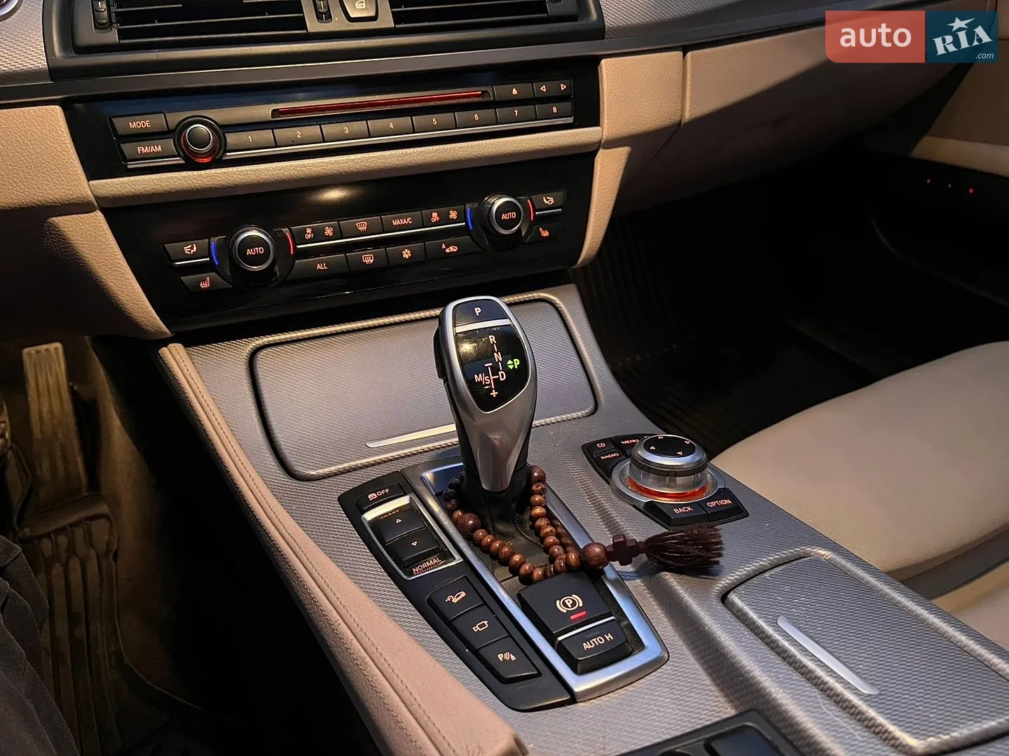 2010 BMW 5er - мініатюра 24