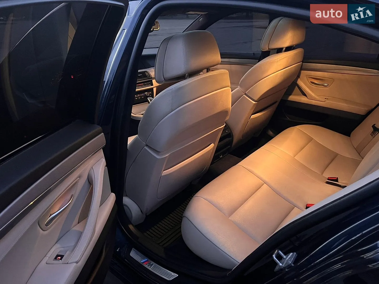 2010 BMW 5er - мініатюра 25