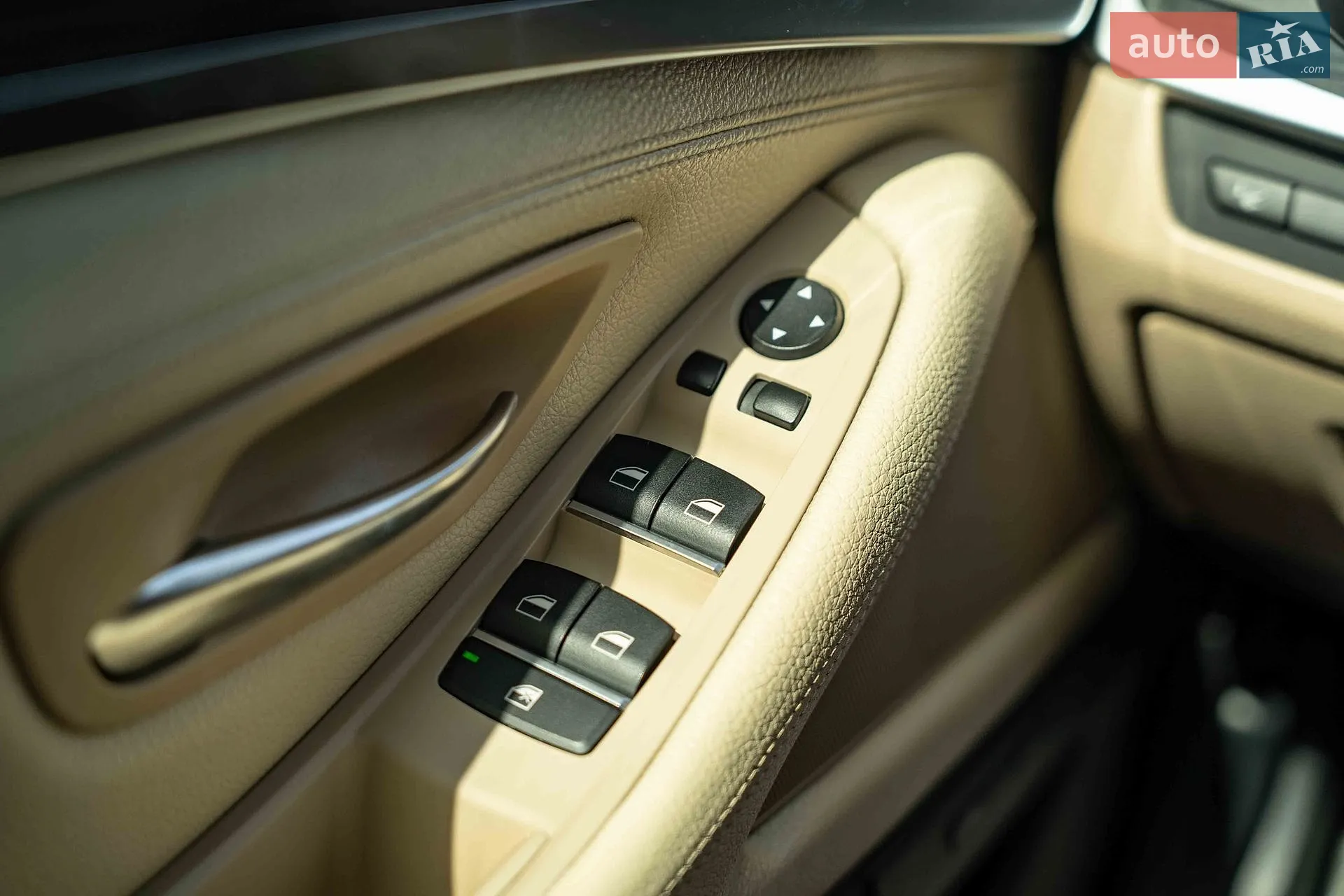 2015 BMW 5er - мініатюра 19