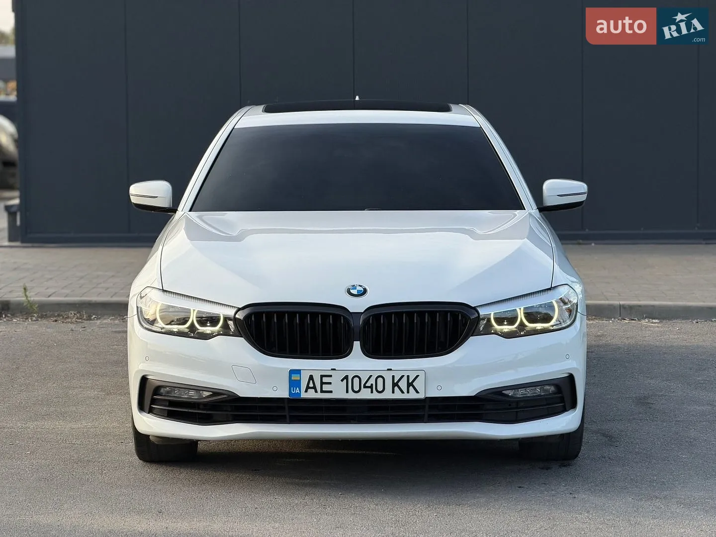 2017 BMW 5er - мініатюра 2