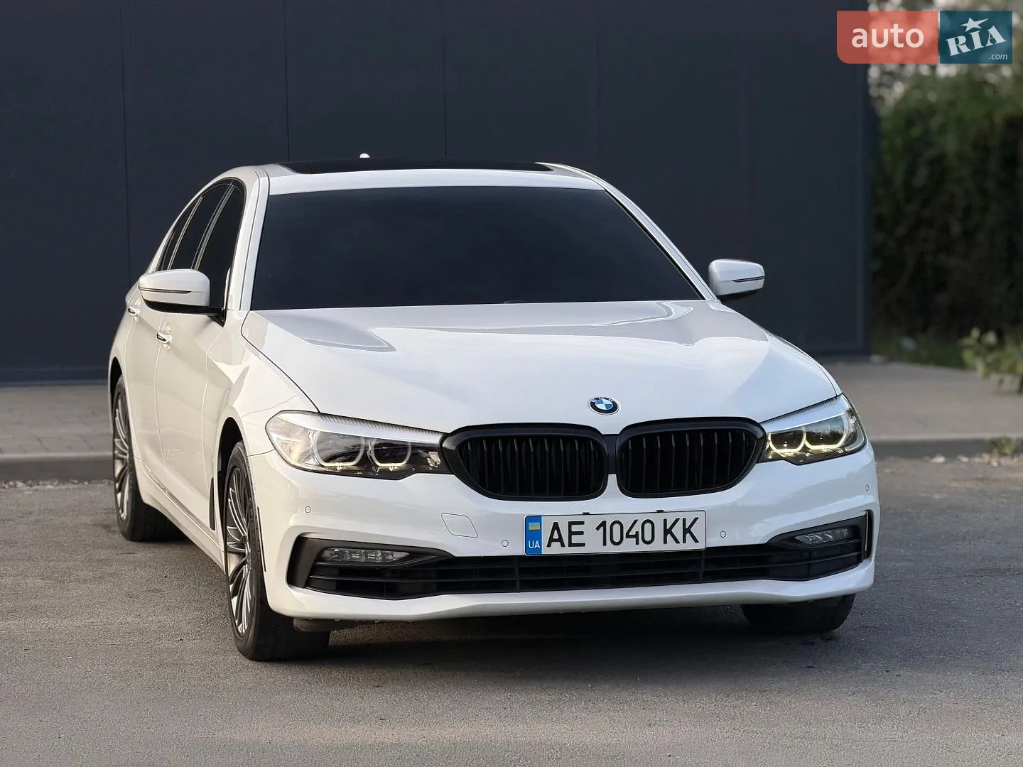 2017 BMW 5er - мініатюра 3
