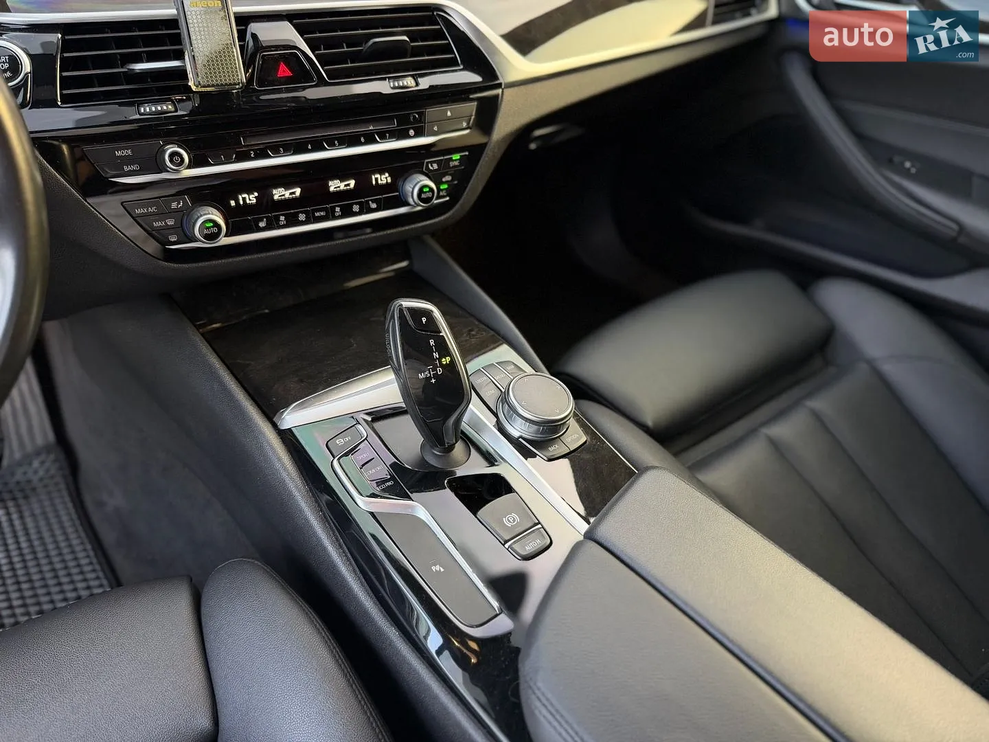 2017 BMW 5er - мініатюра 26