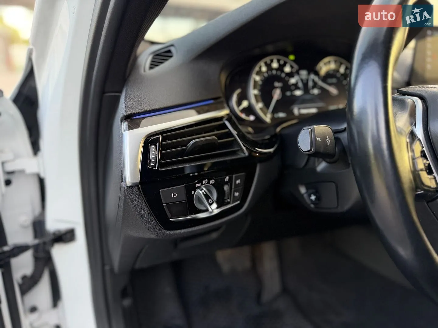 2017 BMW 5er - мініатюра 28