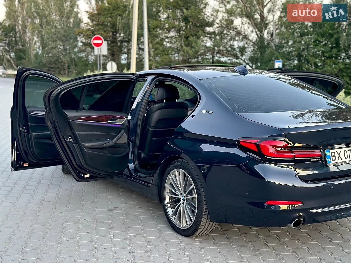 2017 BMW 5er - мініатюра 27