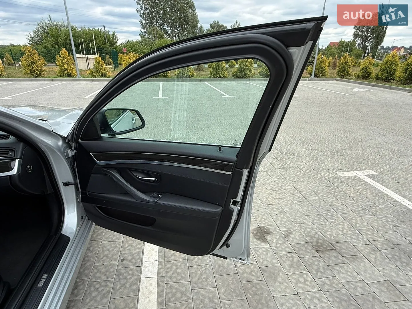2011 BMW 5er - мініатюра 21