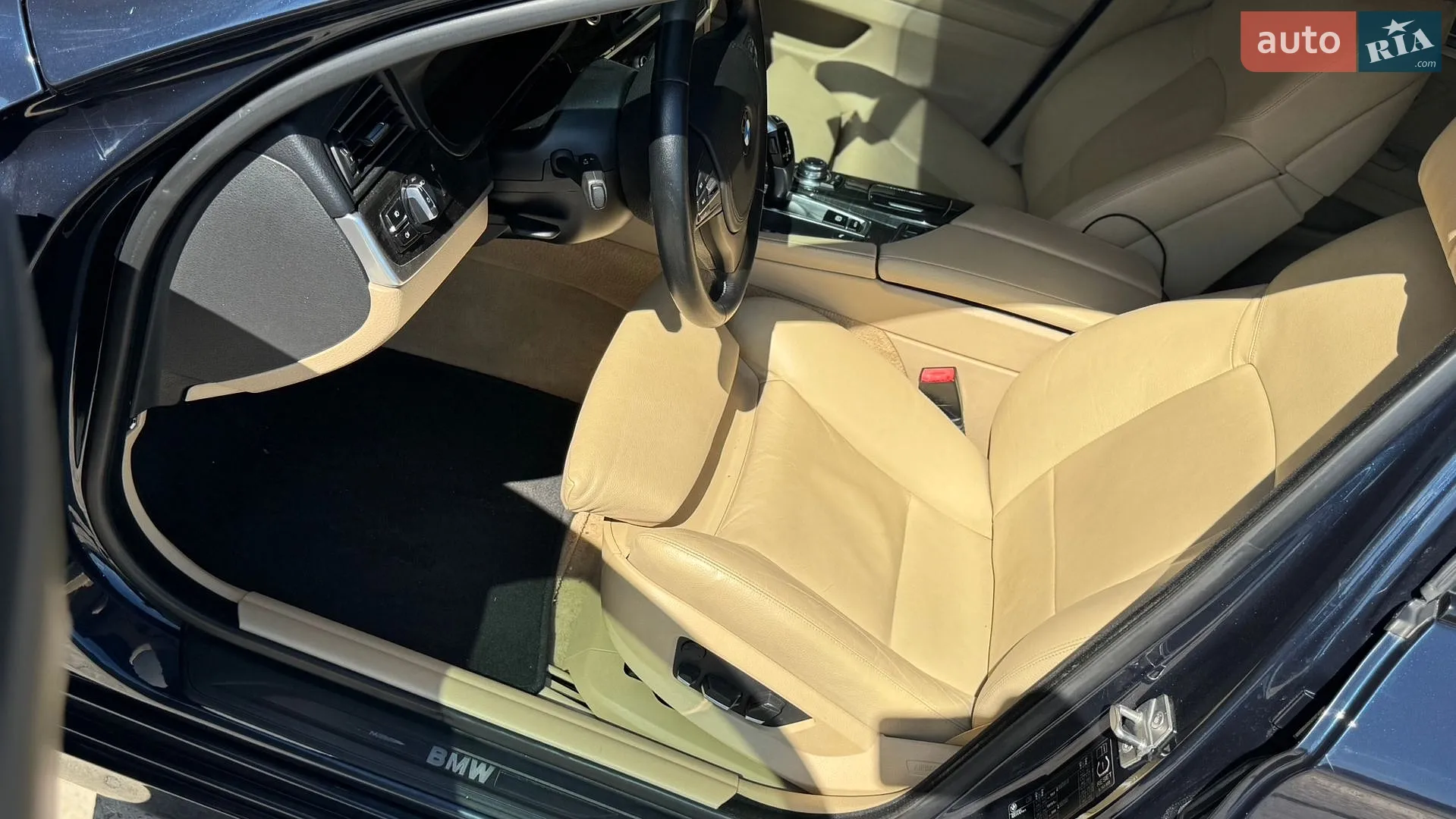 2011 BMW 5er - мініатюра 35
