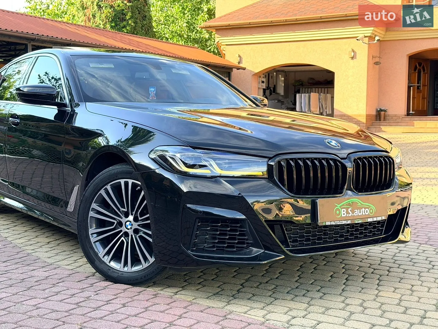 2018 BMW 5er - мініатюра 2