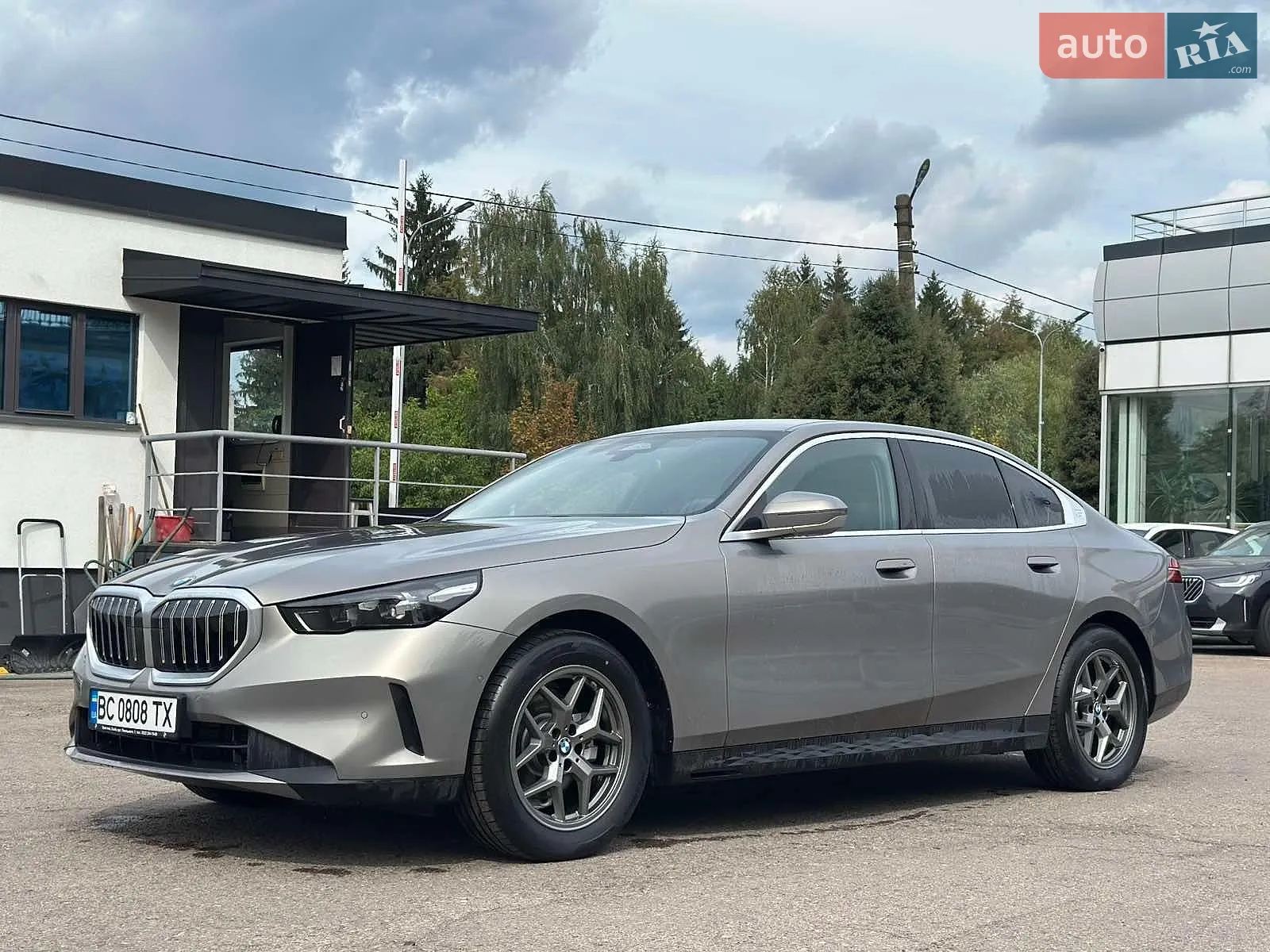 2025 BMW 5er - фото 1