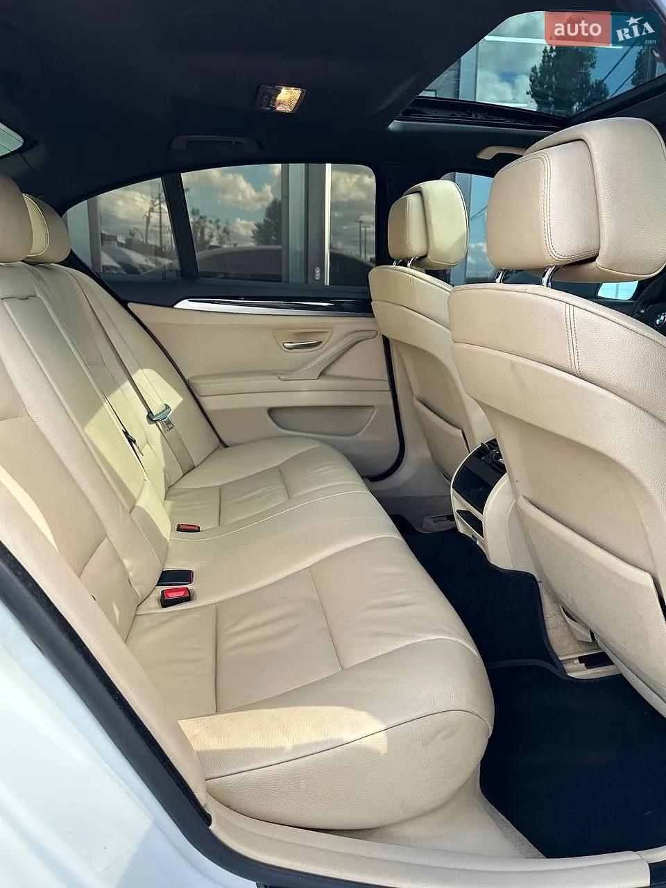 2011 BMW 5er - мініатюра 20