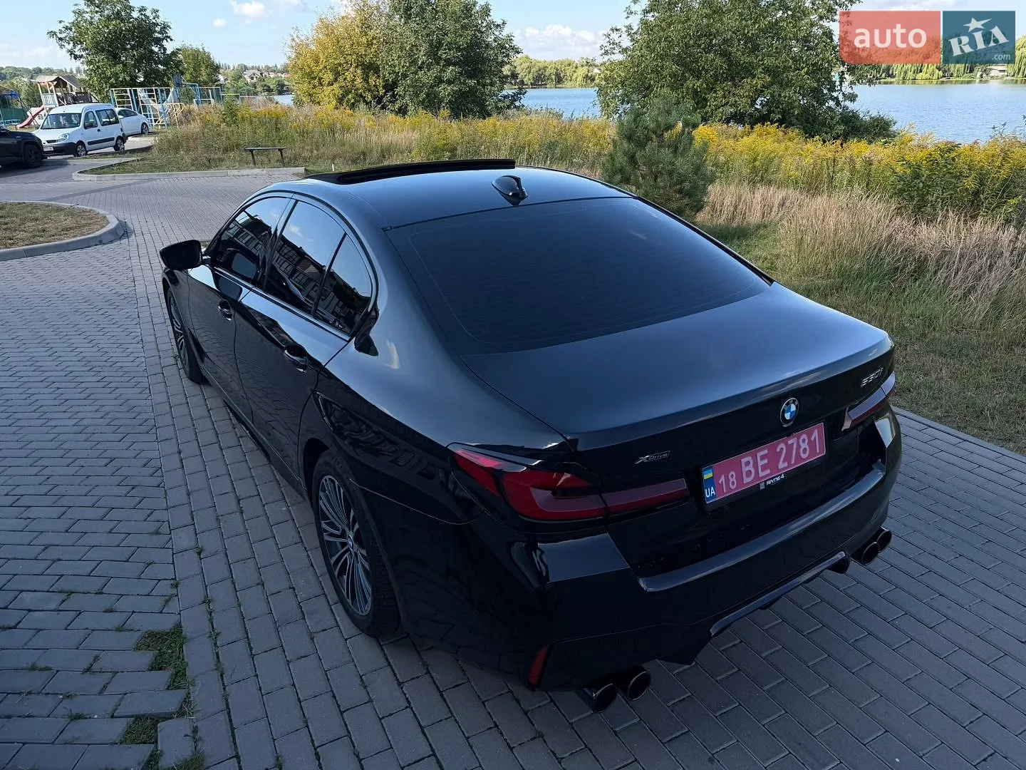 2017 BMW 5er - мініатюра 10