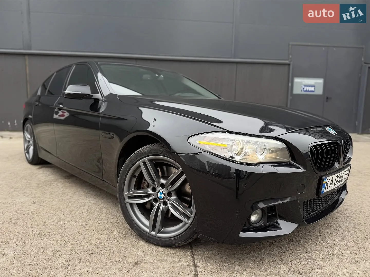 2013 BMW 5er - мініатюра 2