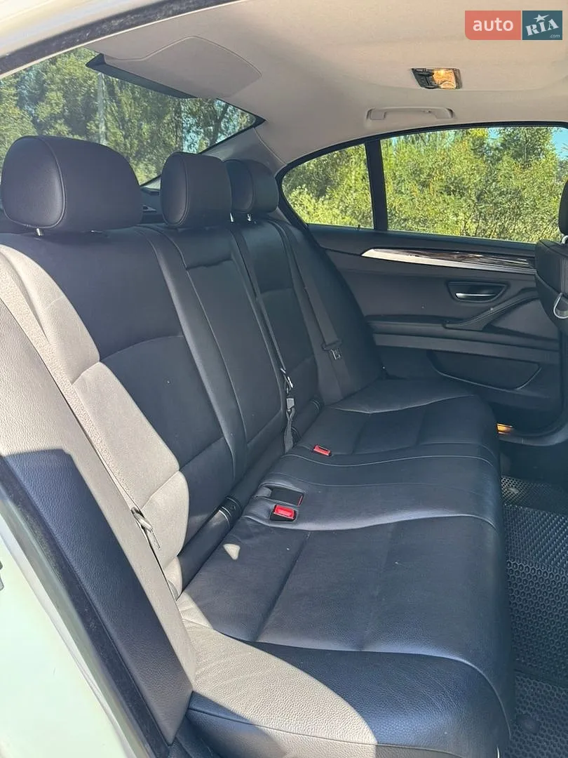 2012 BMW 5er - мініатюра 12