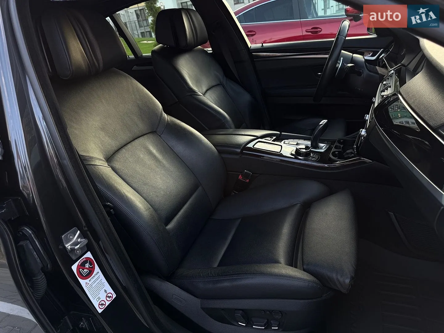 2011 BMW 5er - мініатюра 17