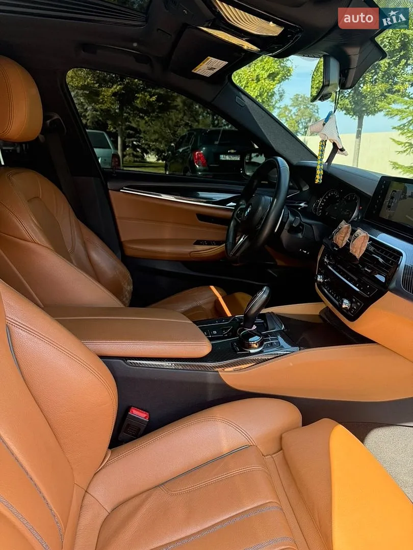 2017 BMW 5er - мініатюра 16