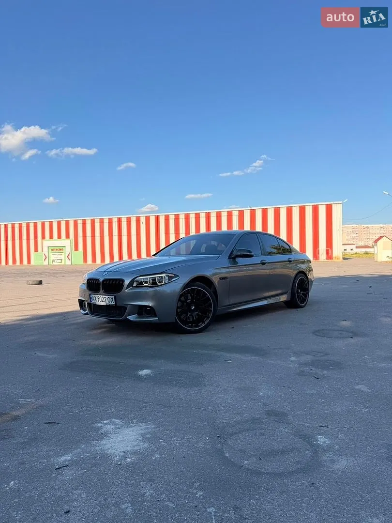 2013 BMW 5er - мініатюра 2