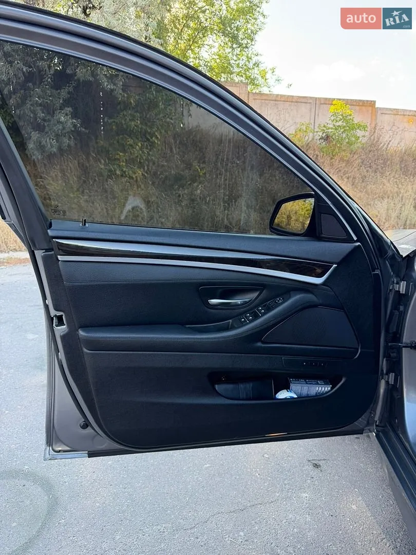 2013 BMW 5er - мініатюра 18