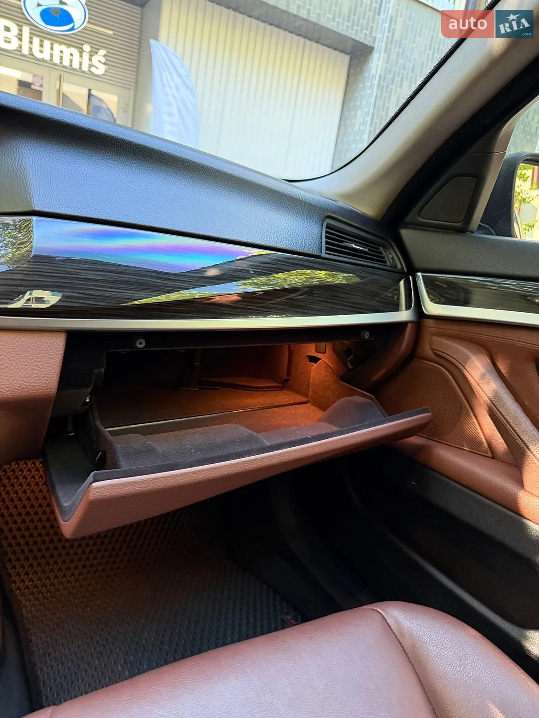 2013 BMW 5er - мініатюра 11
