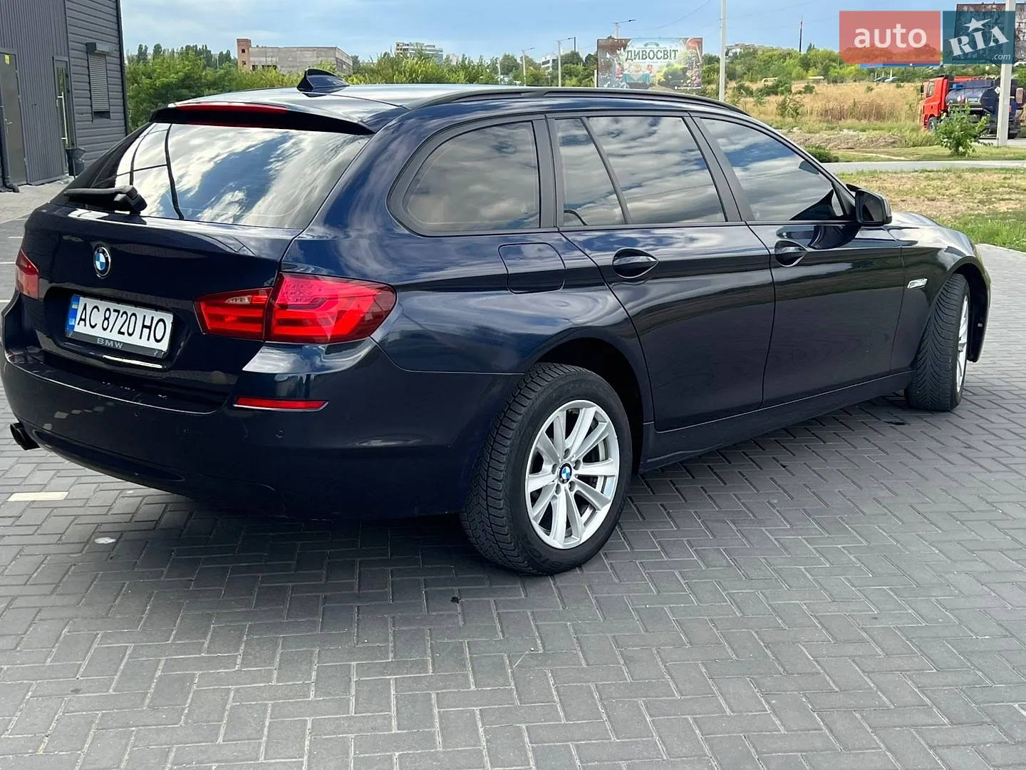 2011 BMW 5er - мініатюра 9