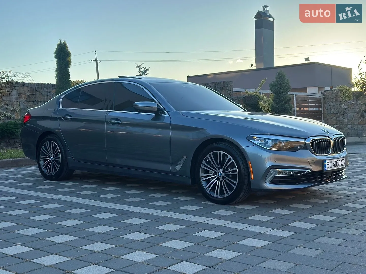 2017 BMW 5er - мініатюра 10
