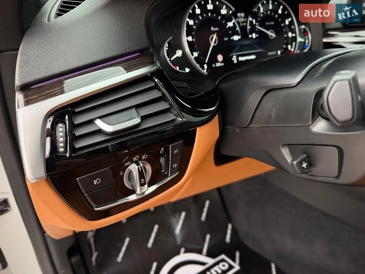 2017 BMW 5er - мініатюра 104