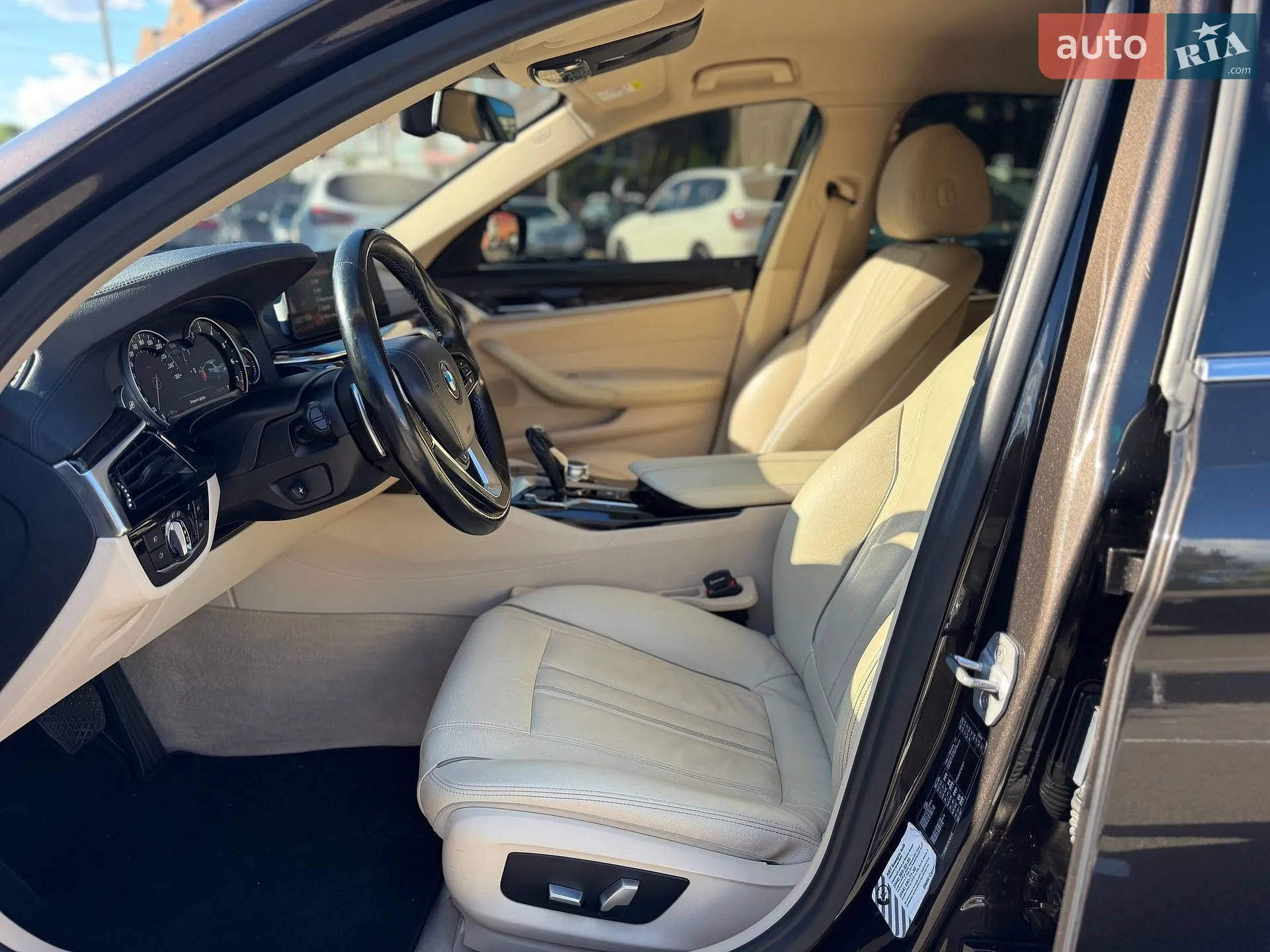 2017 BMW 5er - мініатюра 24