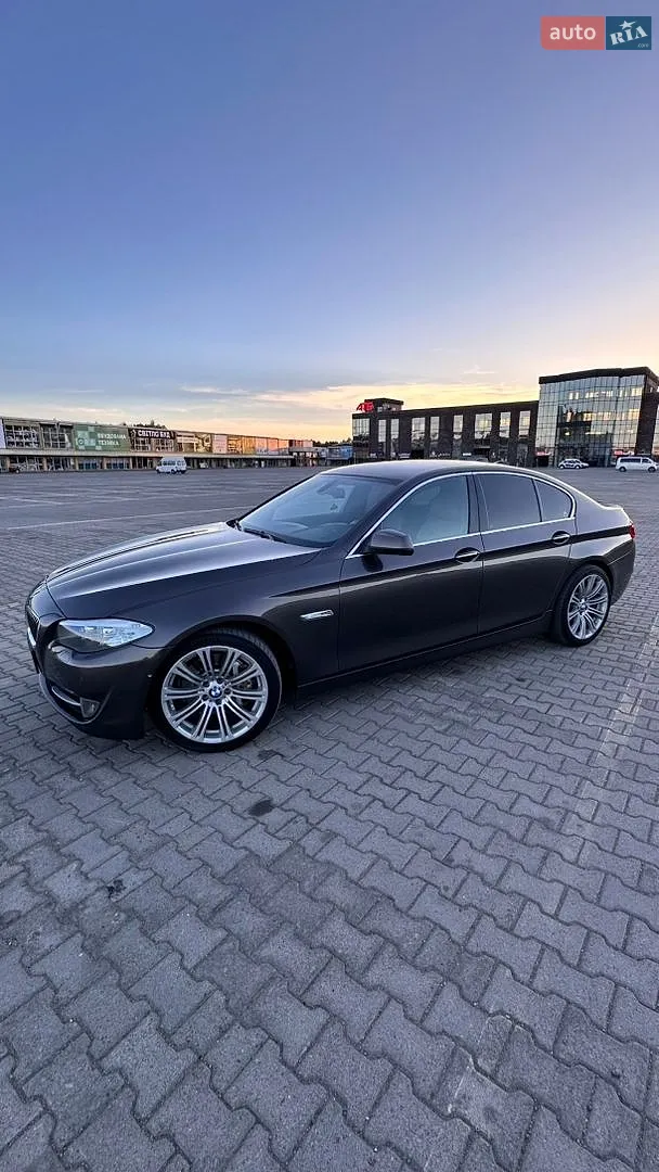 2010 BMW 5er - мініатюра 11