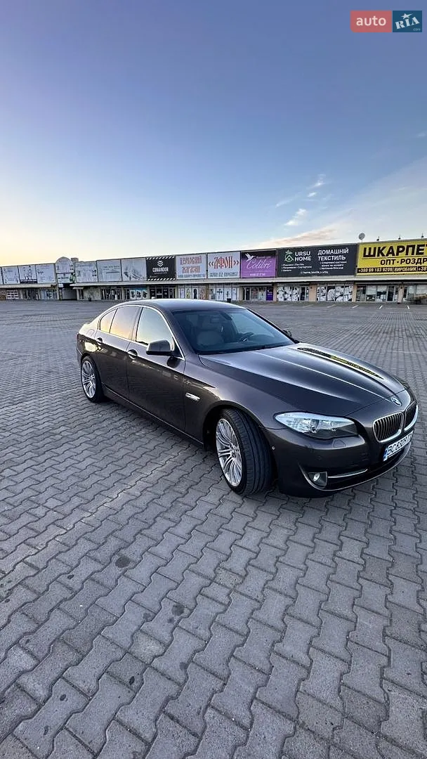 2010 BMW 5er - мініатюра 10