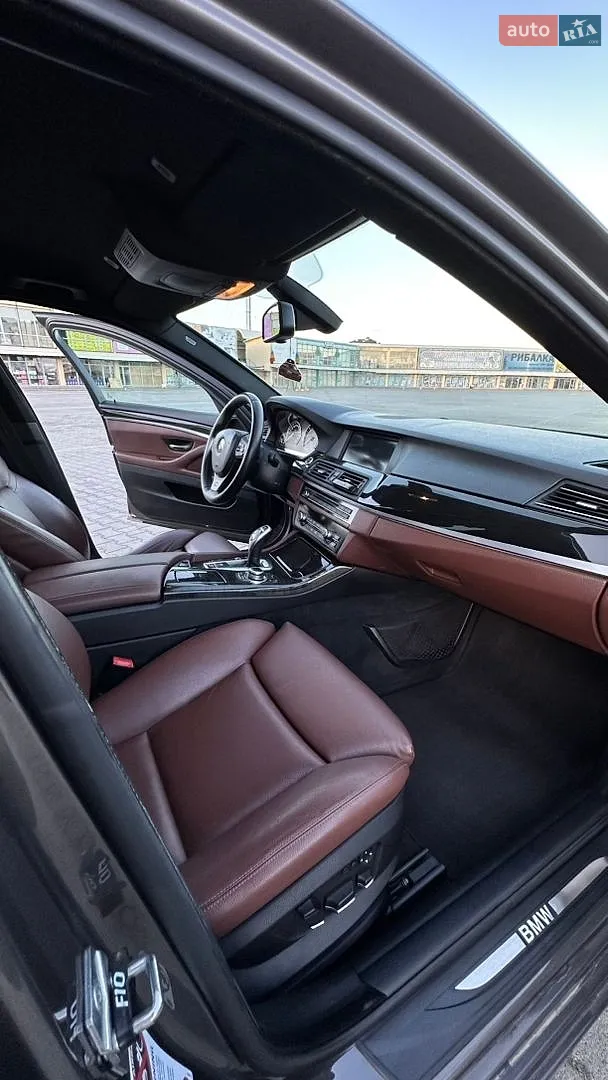 2010 BMW 5er - мініатюра 23