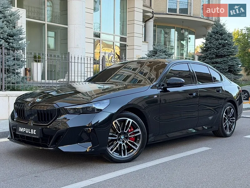BMW 5 Series 2025