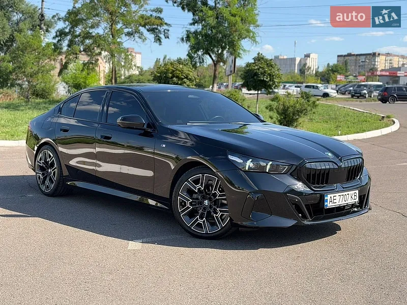 BMW 5 Series 2023