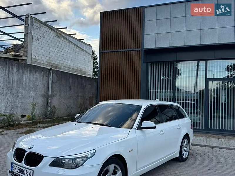 BMW 5 Series 2011