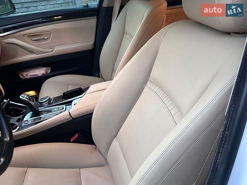 Седан BMW 5 Series 2015 в Вінниці