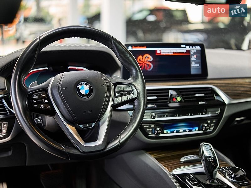 Седан BMW 5 Series 2021 в Хмельницком