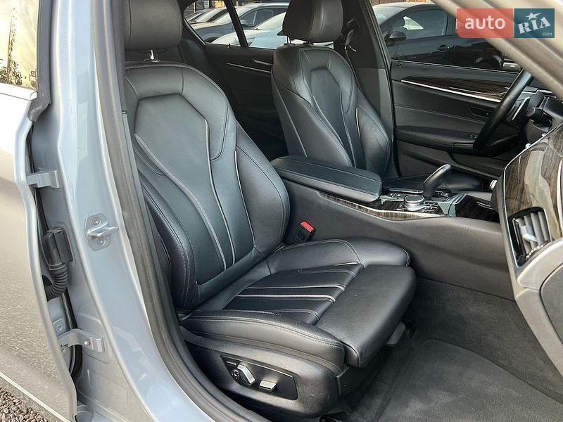 Седан BMW 5 Series 2018 в Рівному