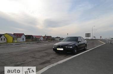  BMW 5 Series 1998 в 